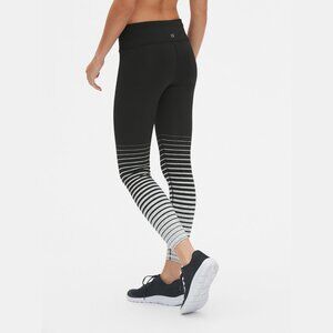 GapFit Gradient Stripe Full Length Leggings in Eclipse XL